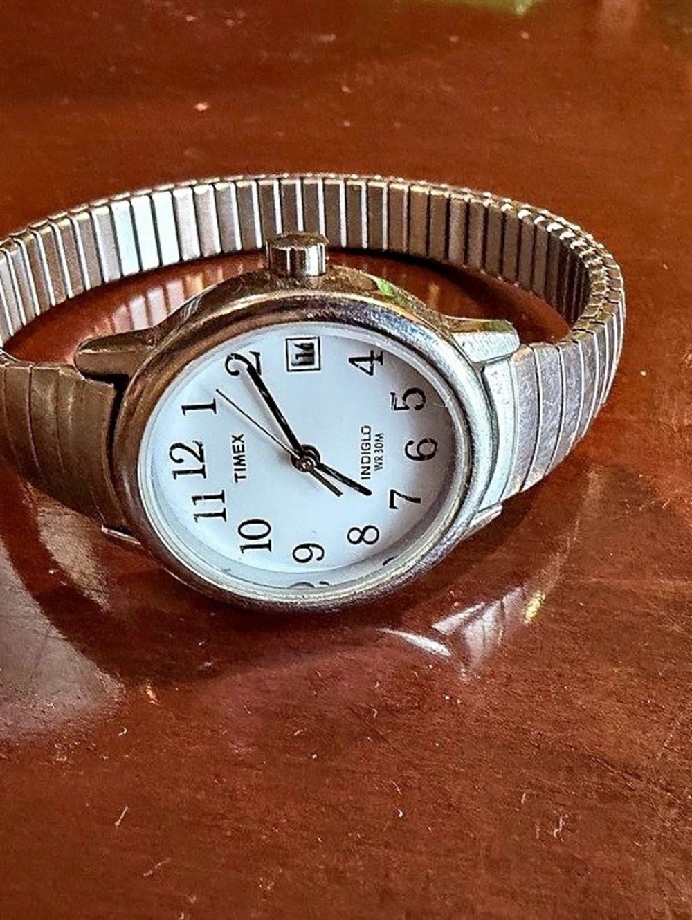 Timex Easy Reader 25mm Expansion Band Watch Silver-Tone Expansion Bracelet
AS IS